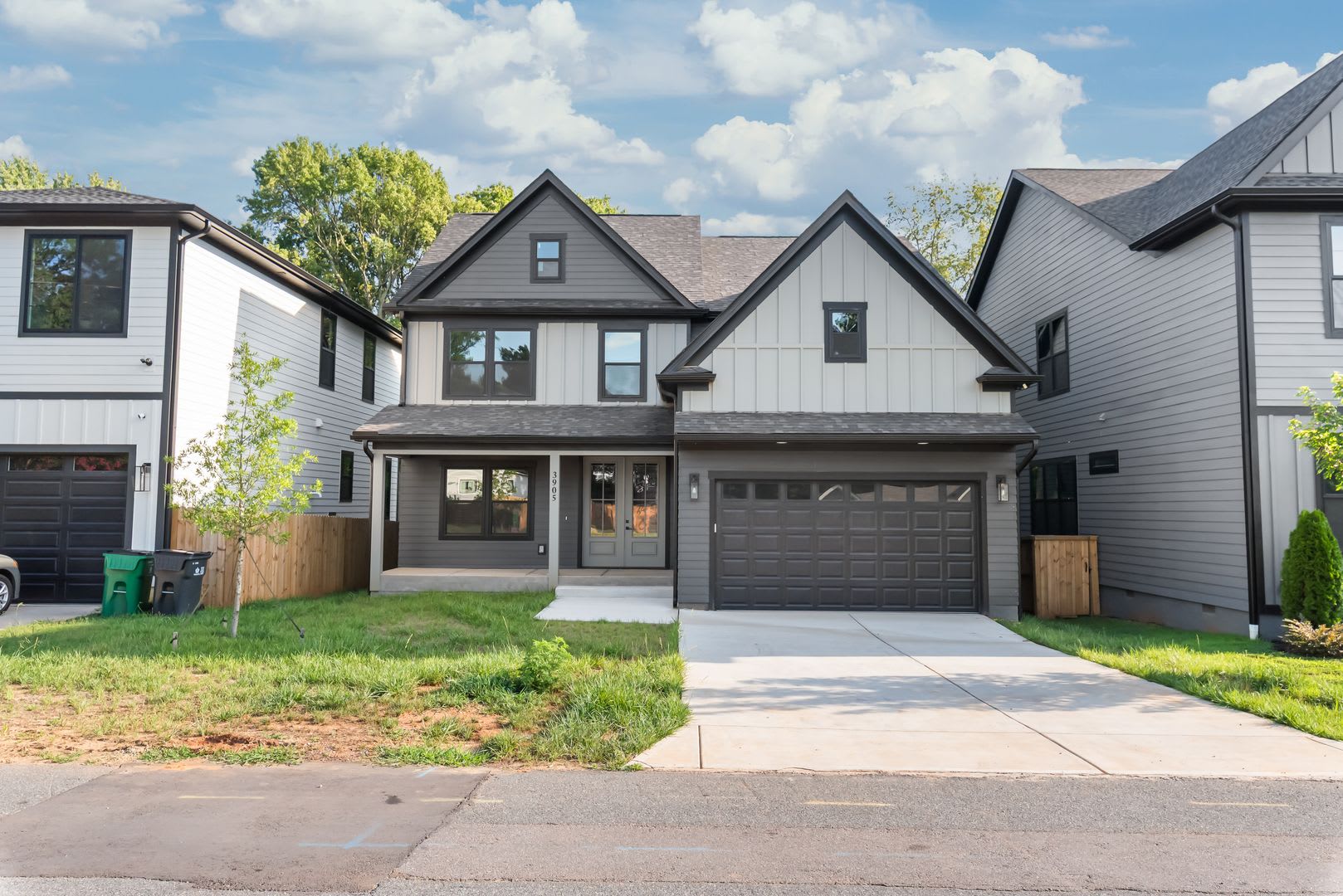 Stunning New Construction Near Uptown – photo 2