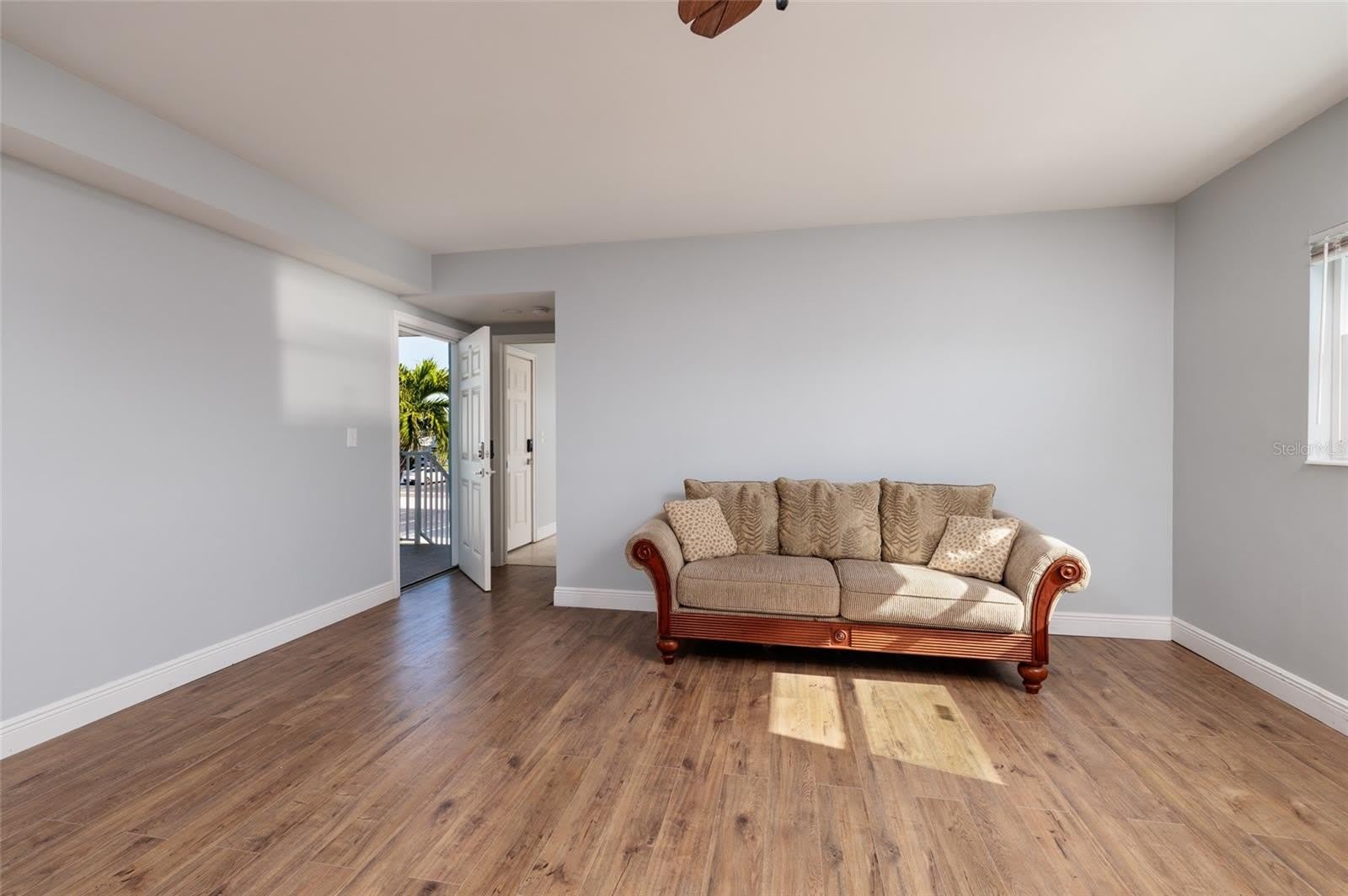 6000 2Nd Street E – photo 4