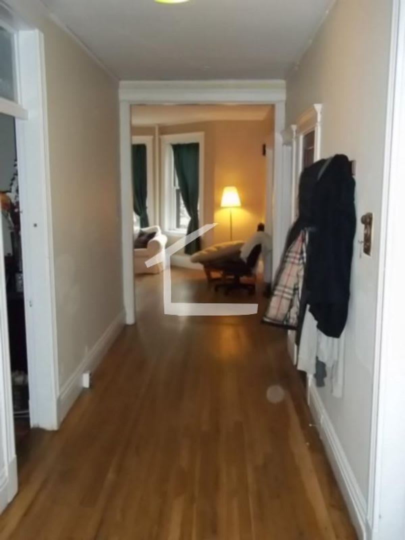 Huge 5 Bed Steps From Bu – photo 2