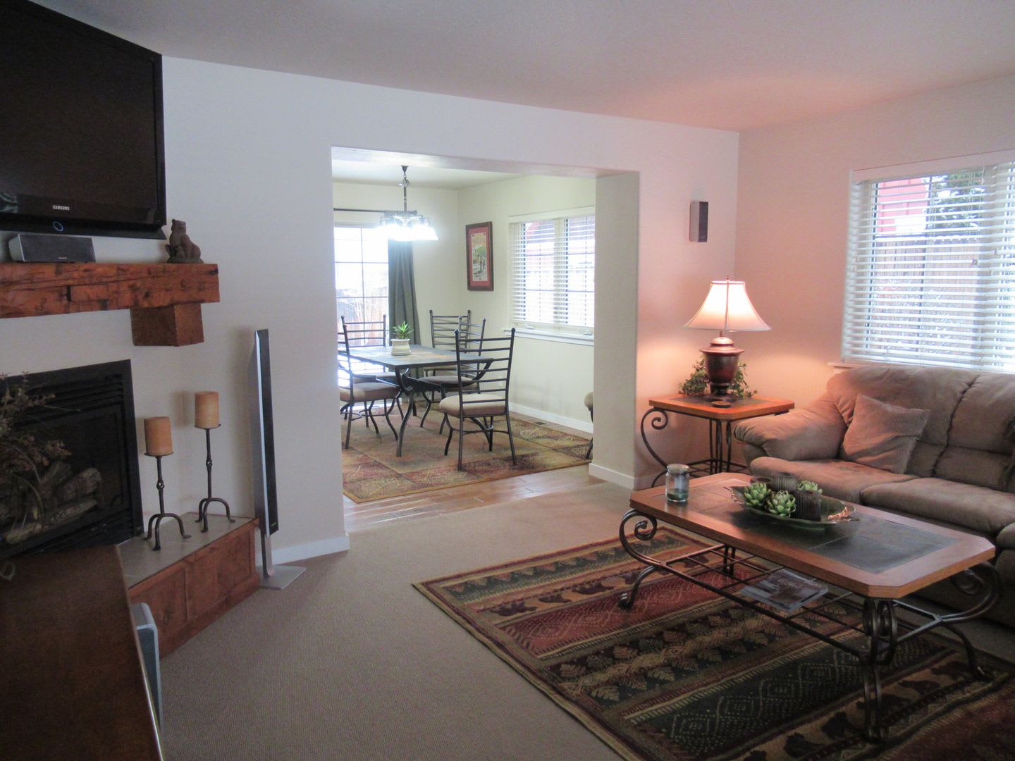 2 Bed 2 5 Bath Furnished River Lakes Townhouse – photo 4
