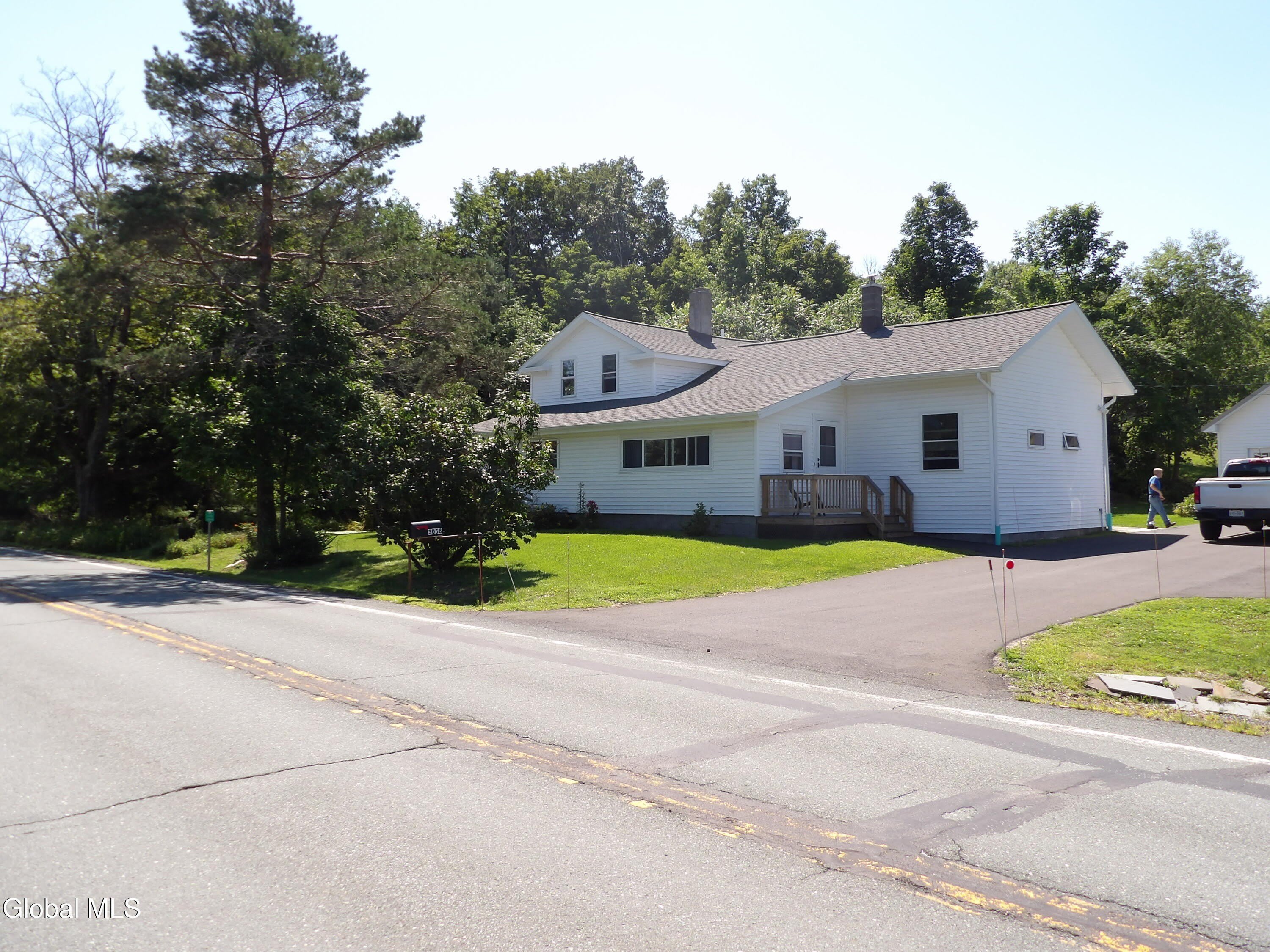 3058 Delaware Turnpike – photo 1