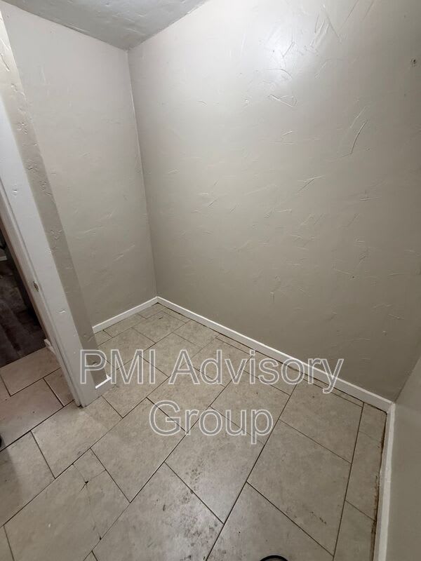 308 Chestnut St – photo 2