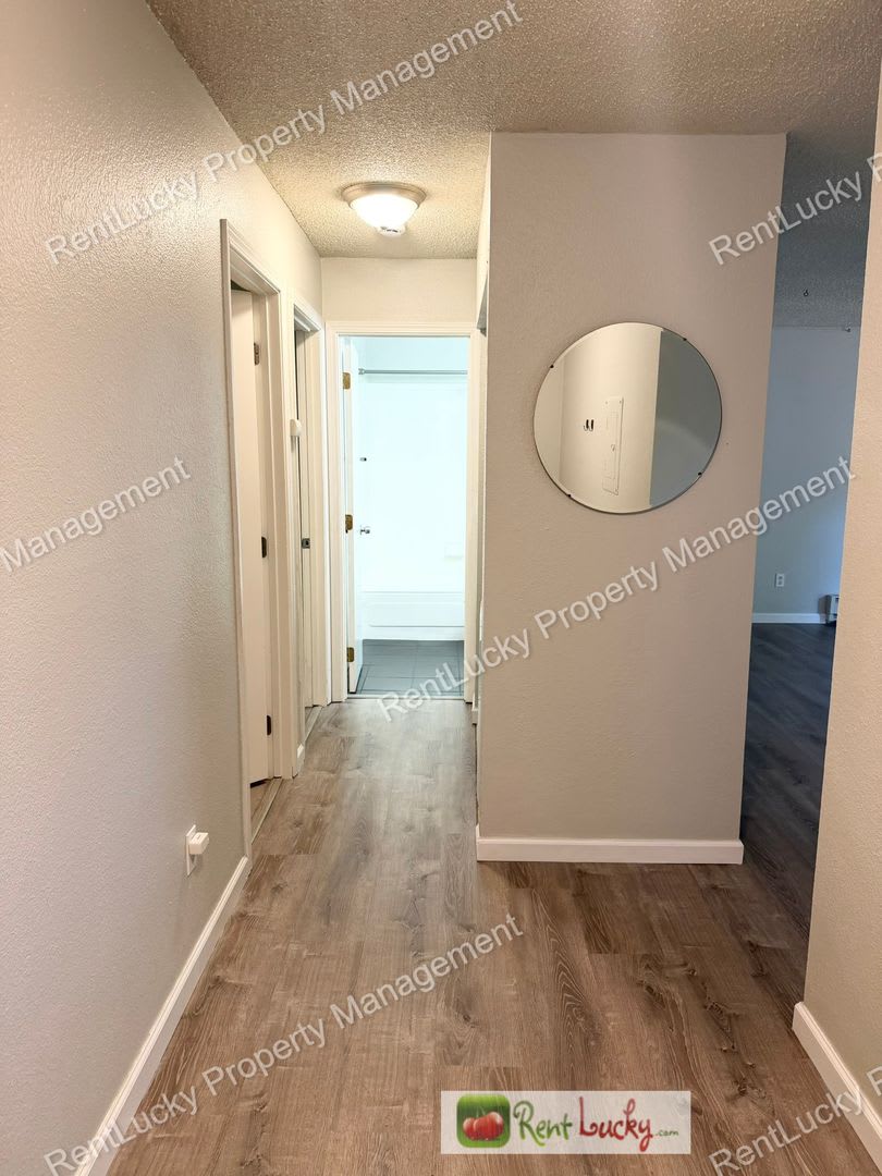 Great 2 Bedroom in Federal Way! Utilities INCLUDED! Tour Today! – photo 5