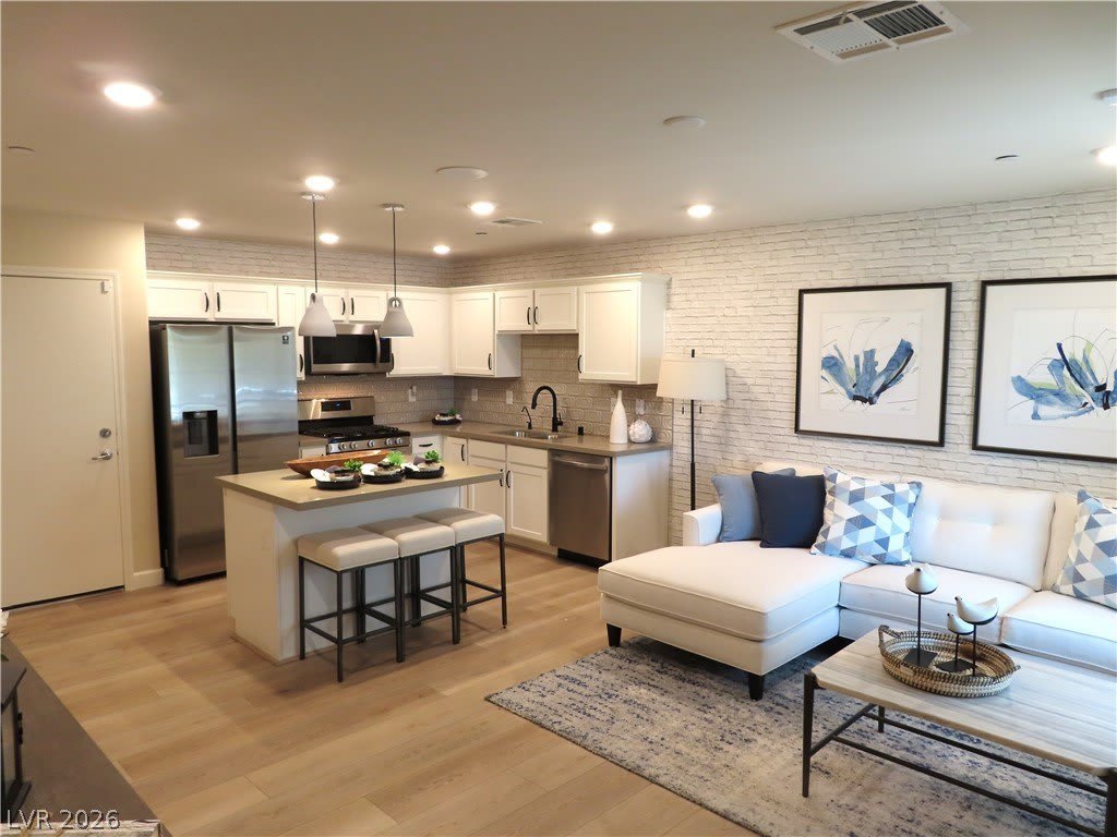 651 Pickled Pepper Place – photo 4