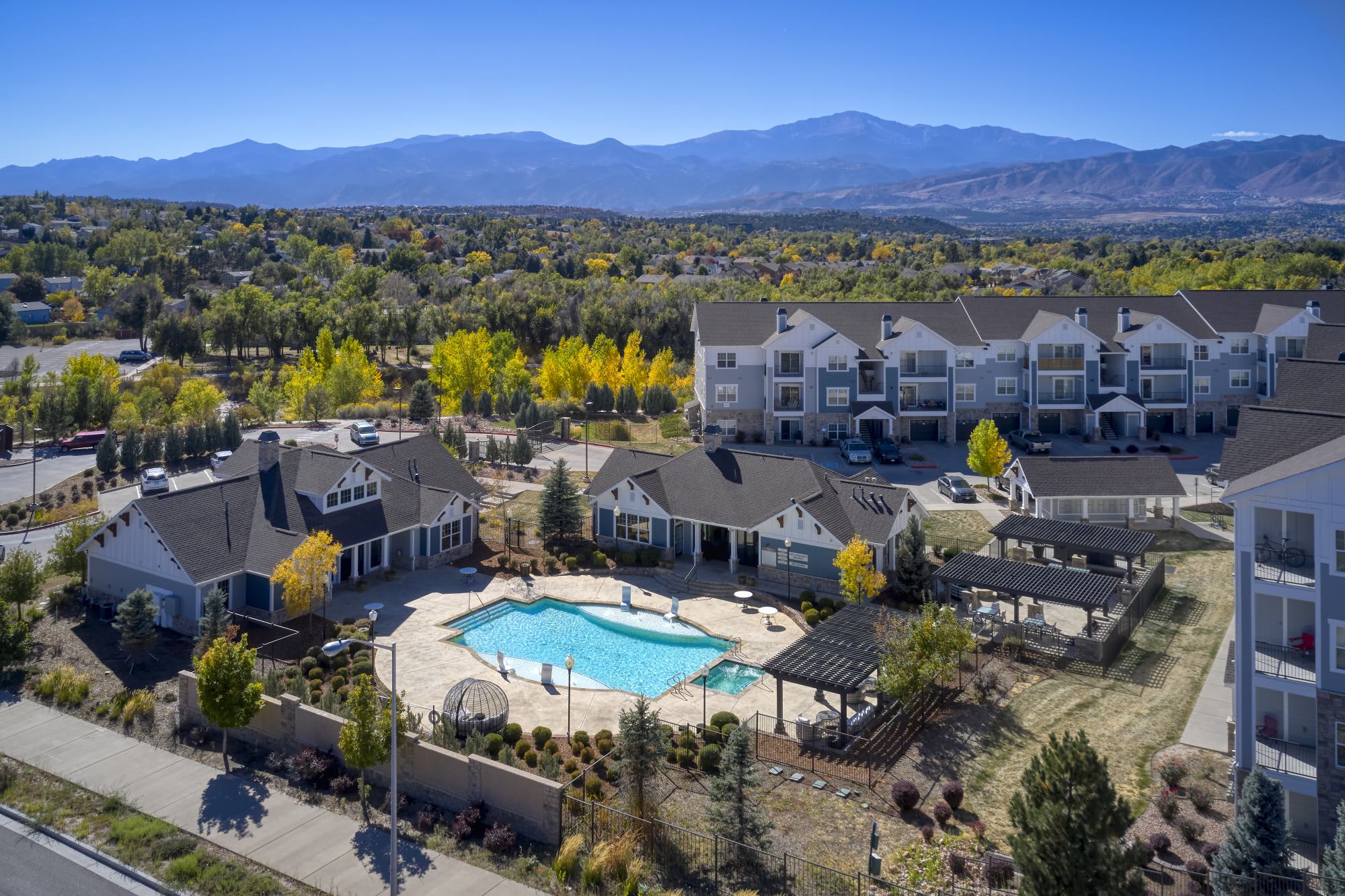 Peaks at Woodmen – photo 1