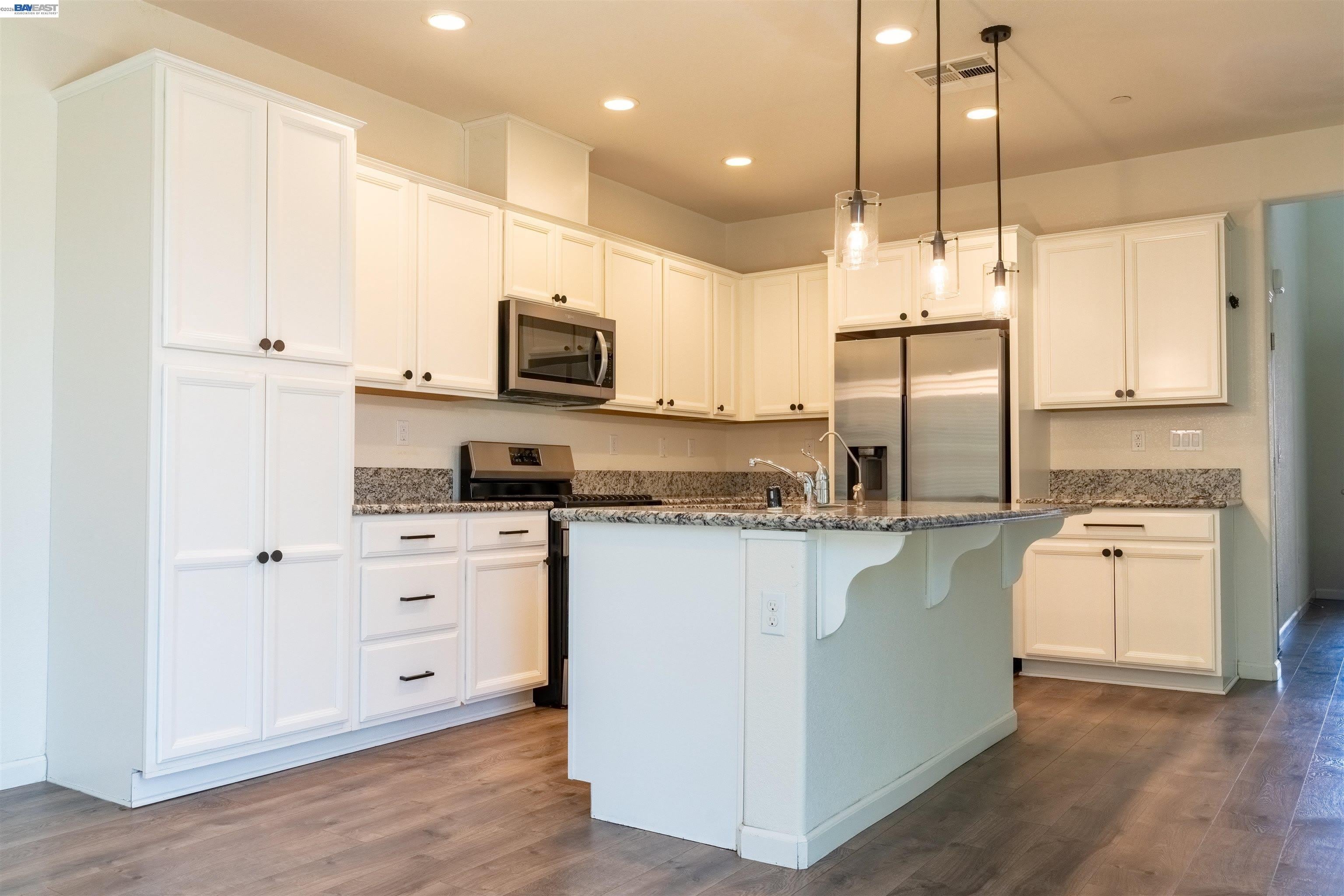 21236 Grapevine Dr – photo 4