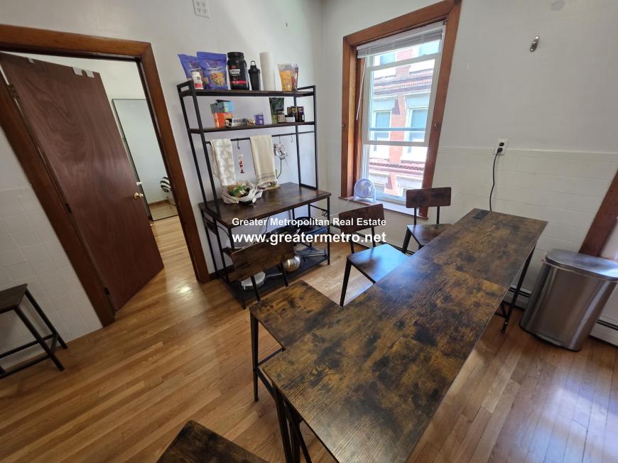 7 Margaret St. – photo 3