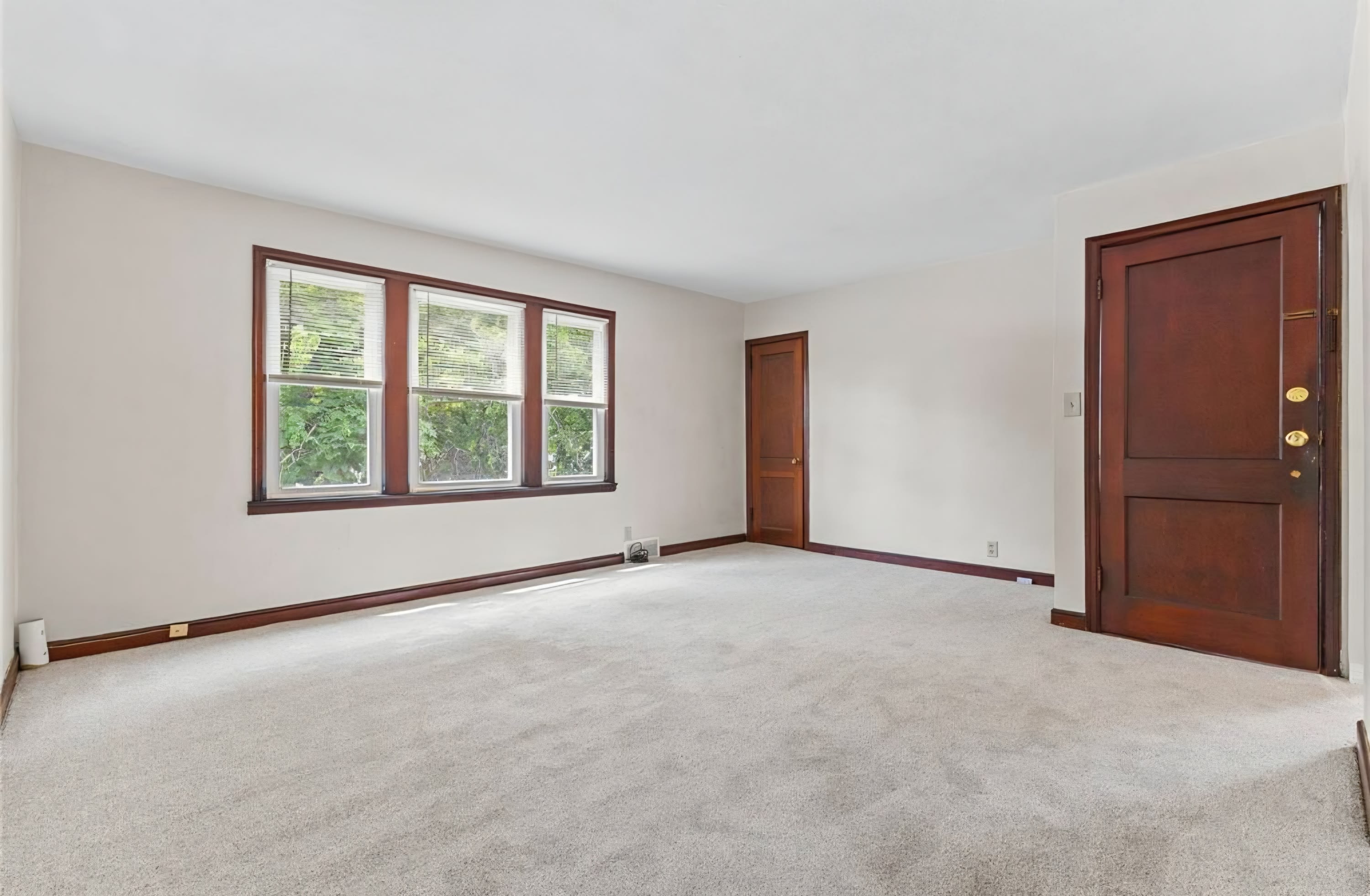 439 7th Avenue South – photo 5