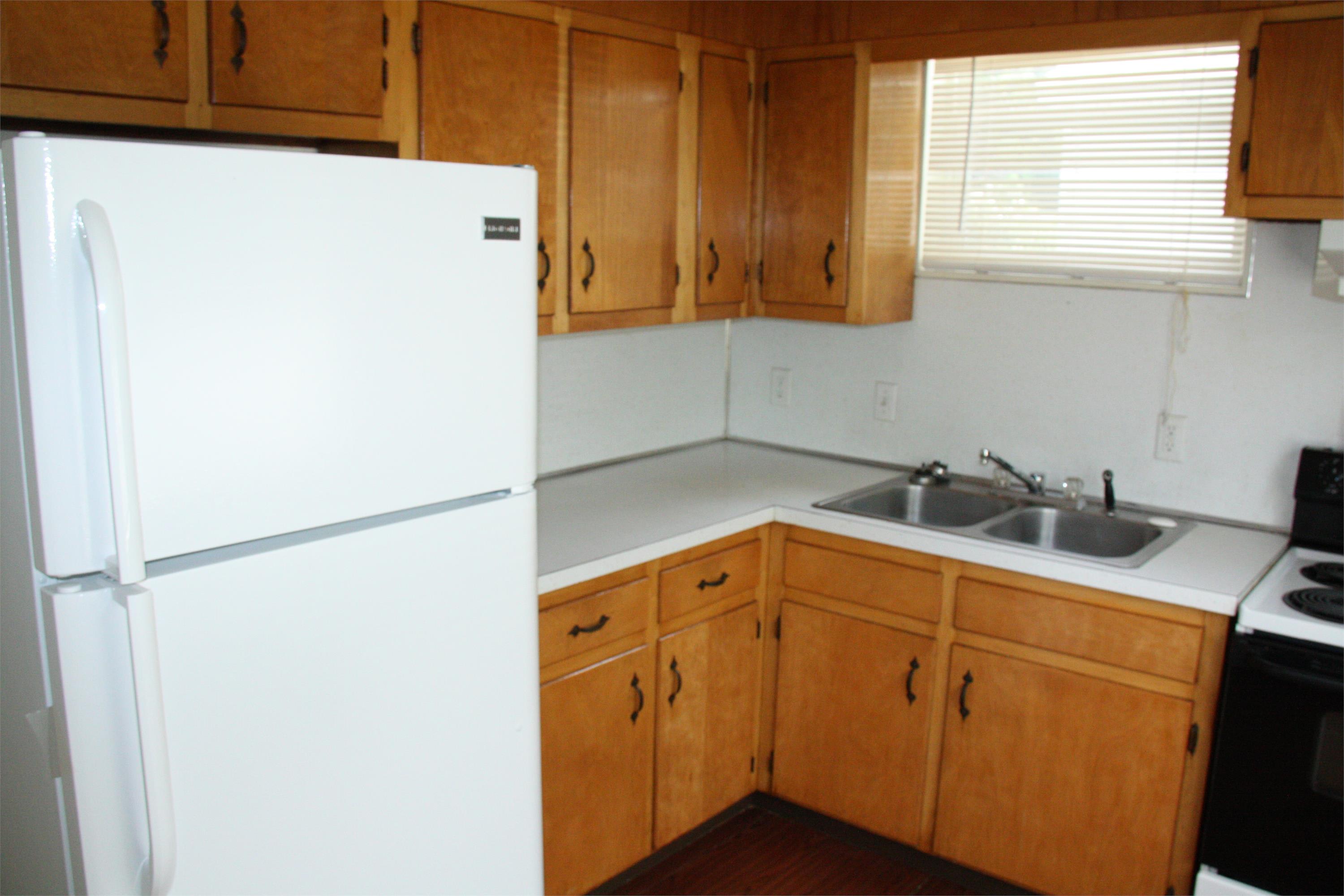 347 East Augusta Ave – photo 2