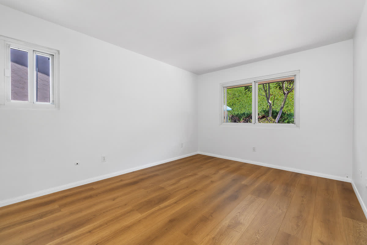 2345 Worden Street – photo 5
