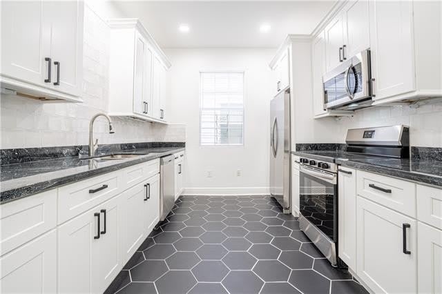 5531 WILLOW Street – photo 4