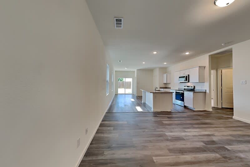 617 Colgate Cir – photo 3