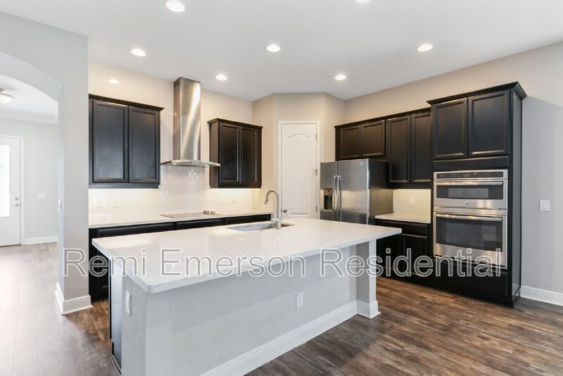 9211 Neher St – photo 5