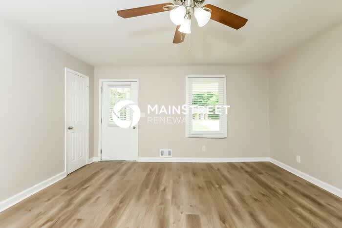 9155 Cecelia Street Southwest – photo 2