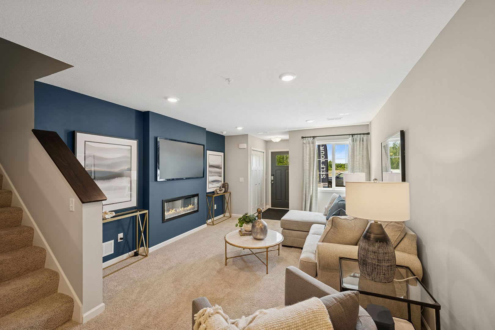 Rent this Brand New Townhome – photo 2