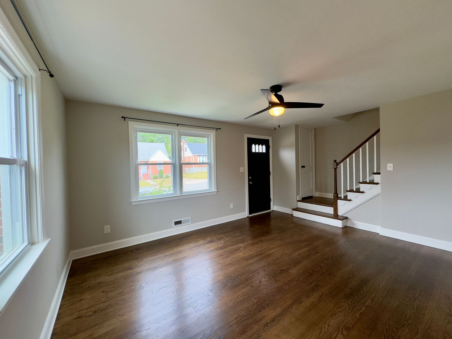 Charming 3Bd 1Ba Townhome In Nottingham Baltimore Md – photo 2
