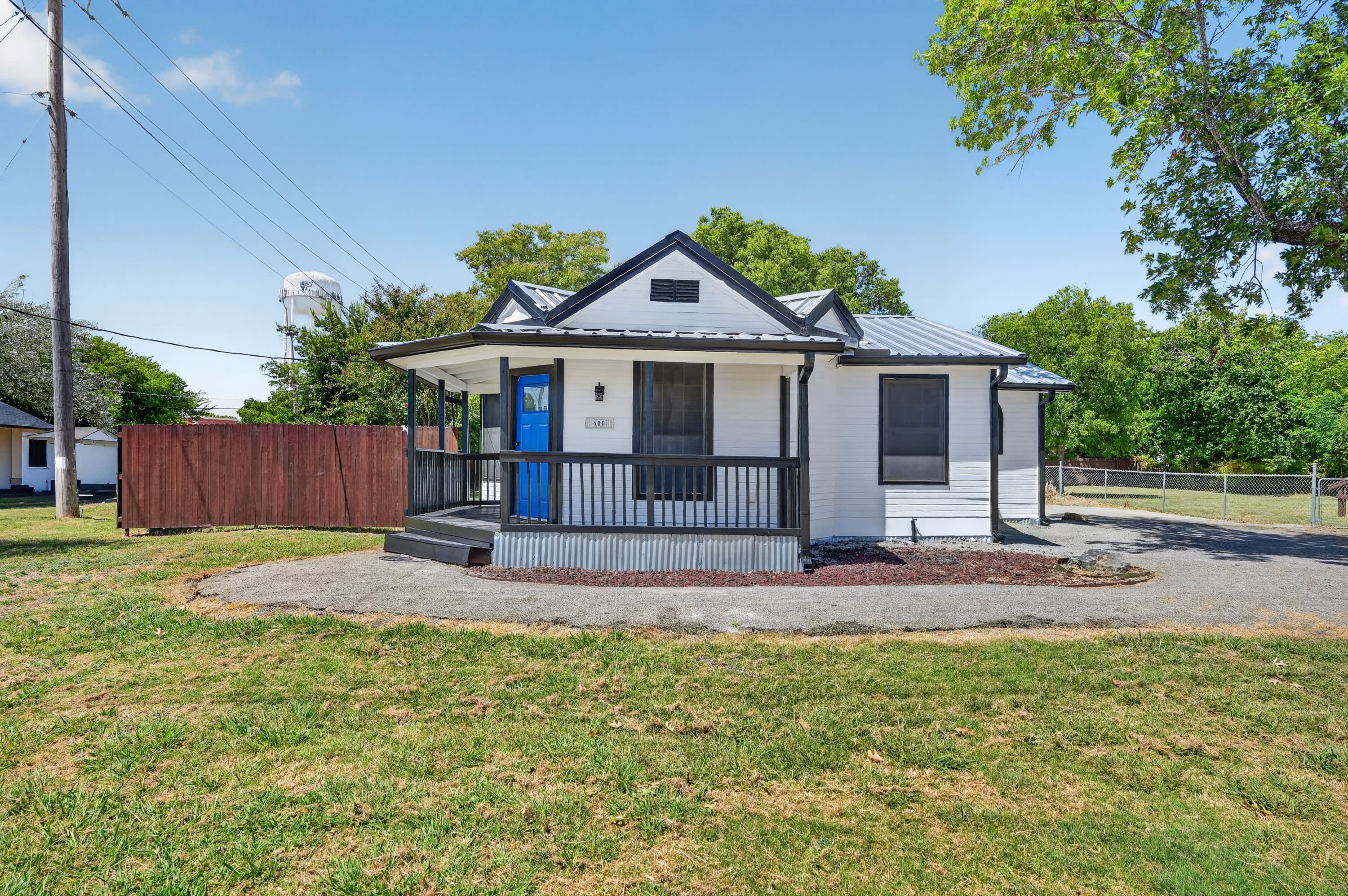 600 Jefferson Street – photo 1