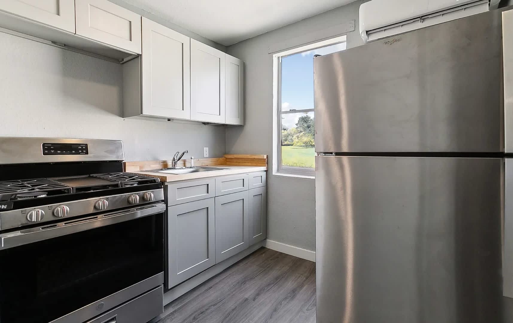 Studio for Rent! – photo 3