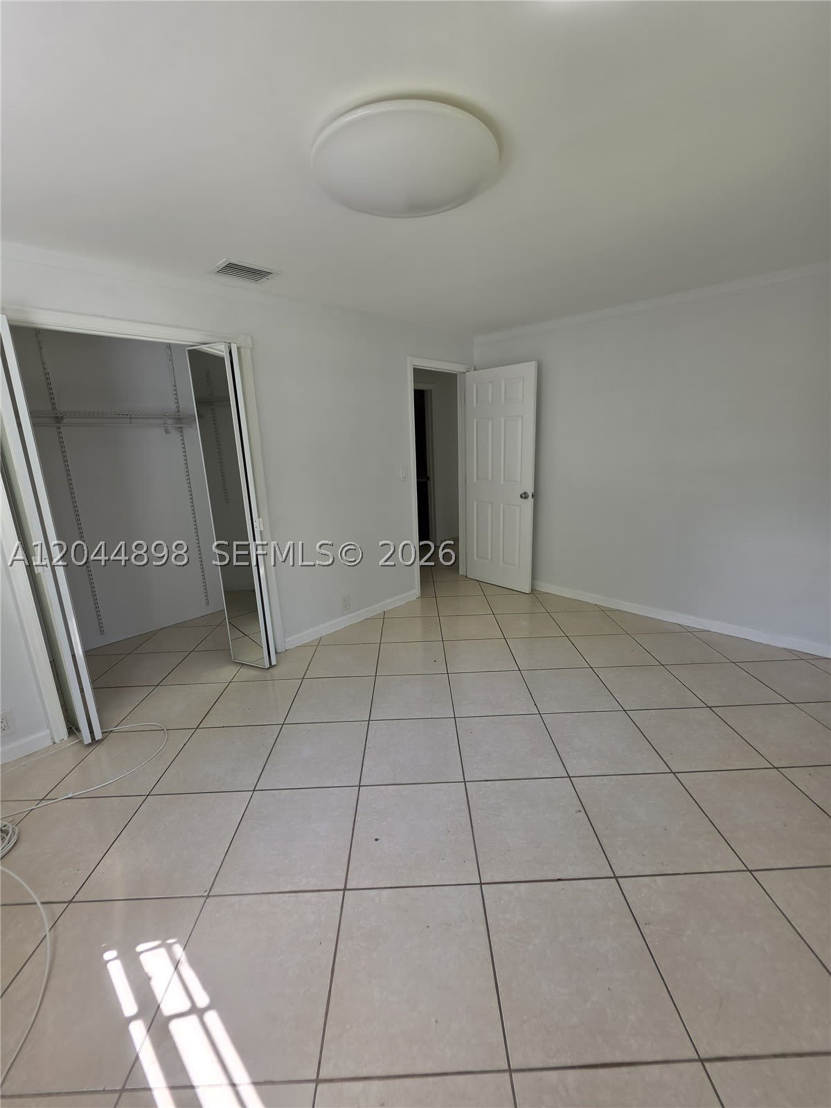 5720 Douglas St – photo 3