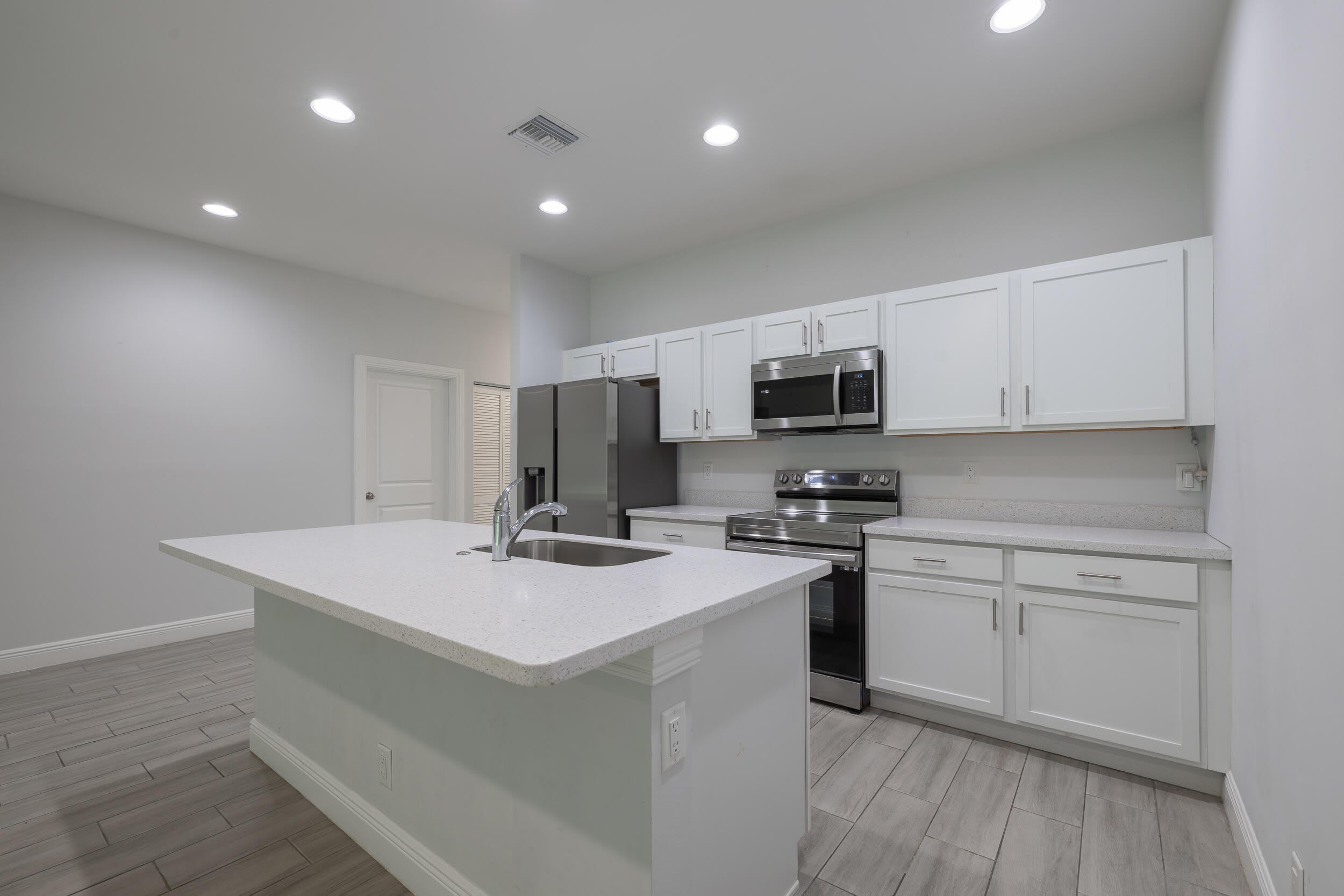2240 84th Court – photo 5