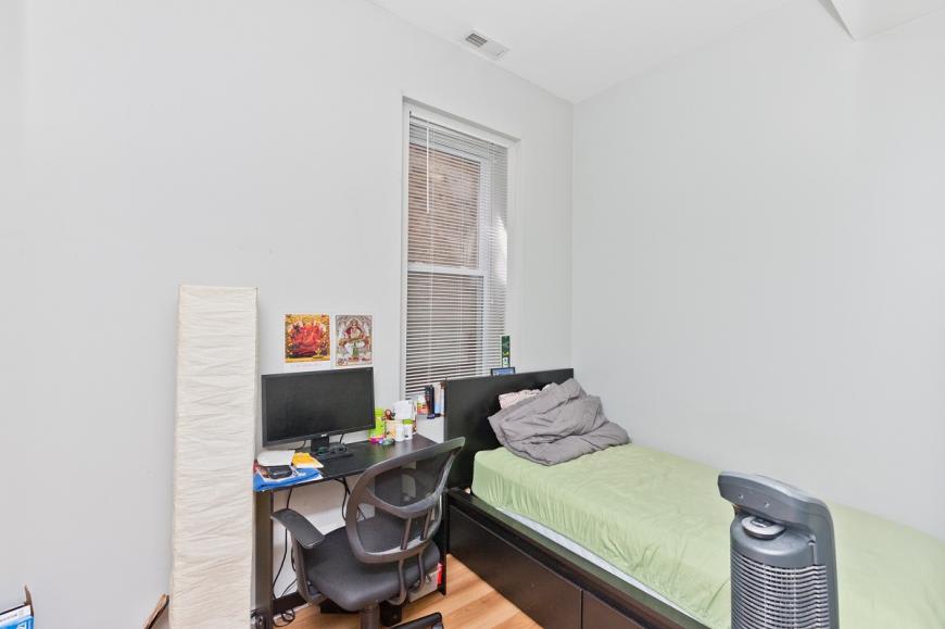 1431 W Flourney – photo 2