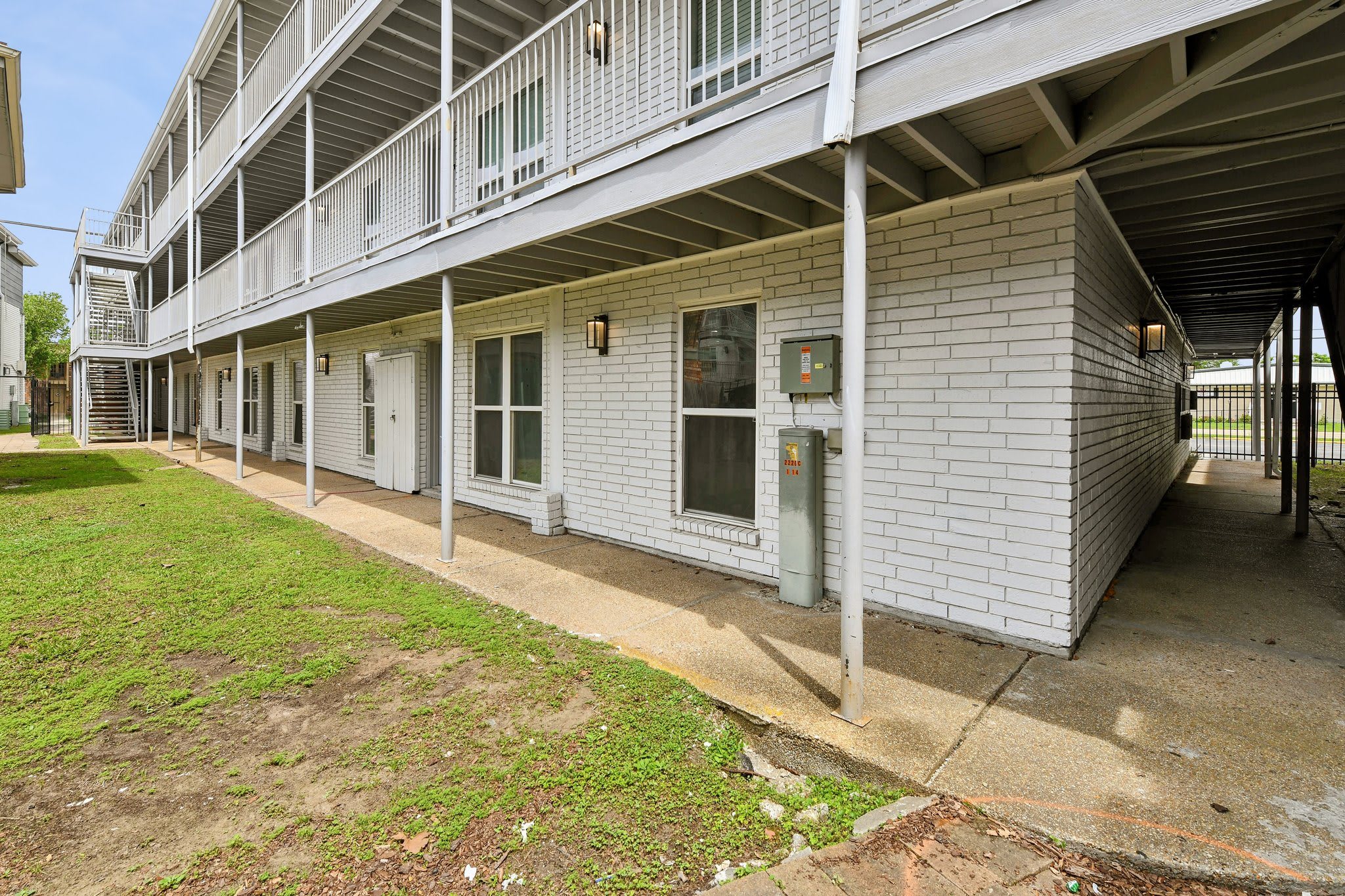 The Leonne Apartments – photo 3
