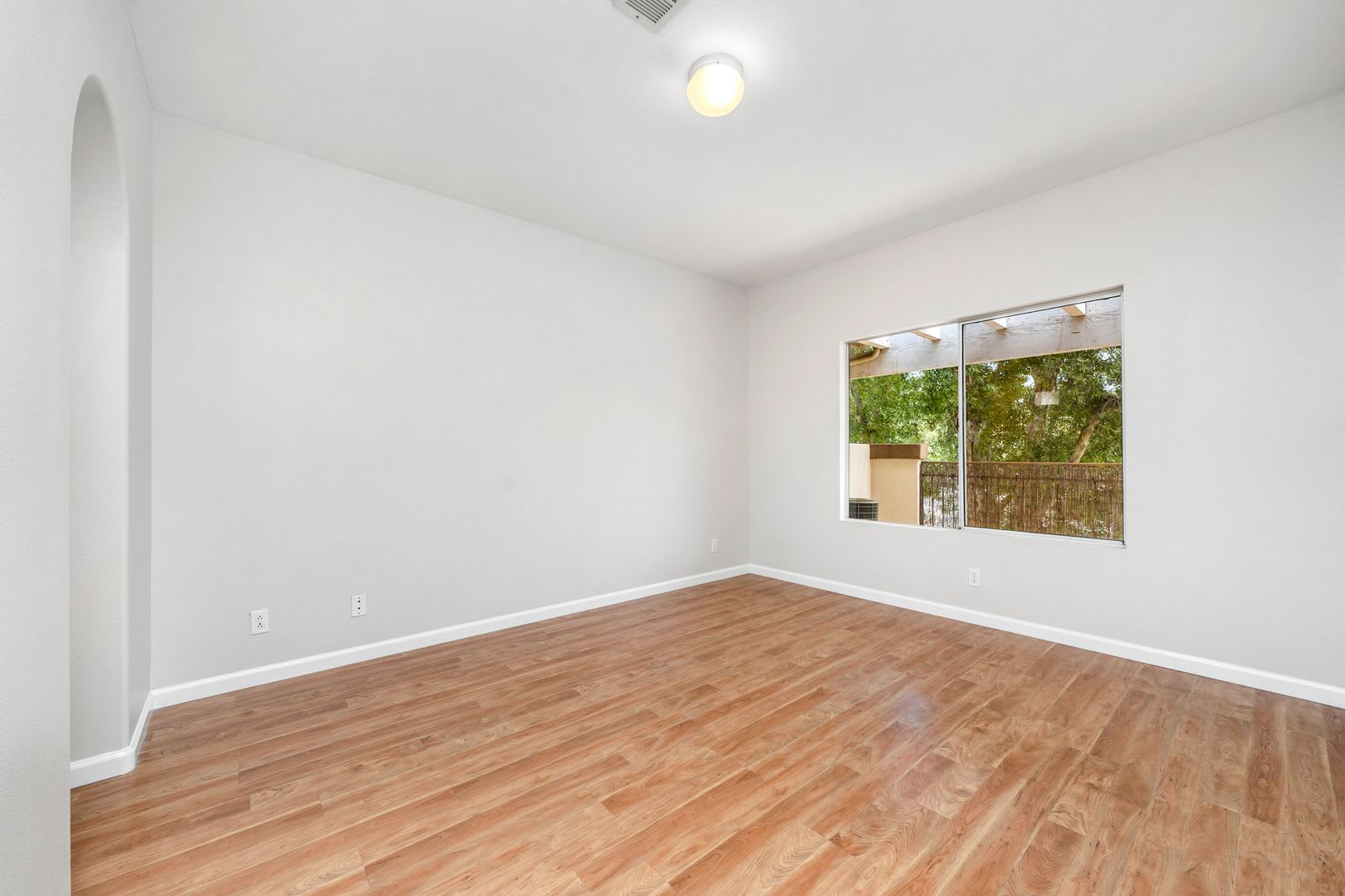 Bright Second Story Condo with 2 Car Garage in The Orchards – photo 5