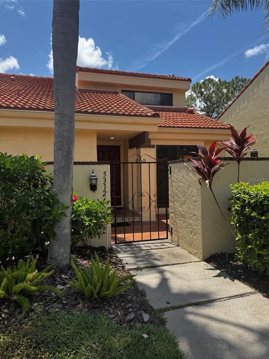 5312 Huntingwood Court – photo 1