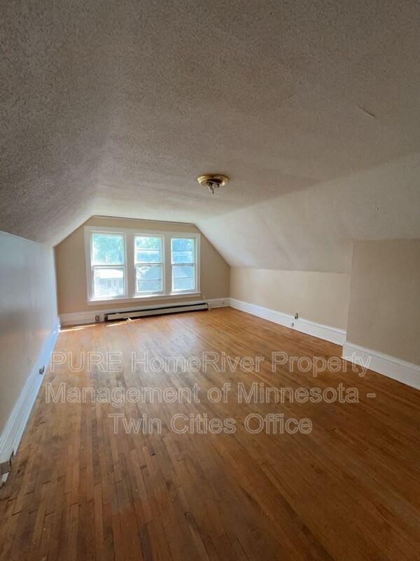 3734 Penn Ave N – photo 1