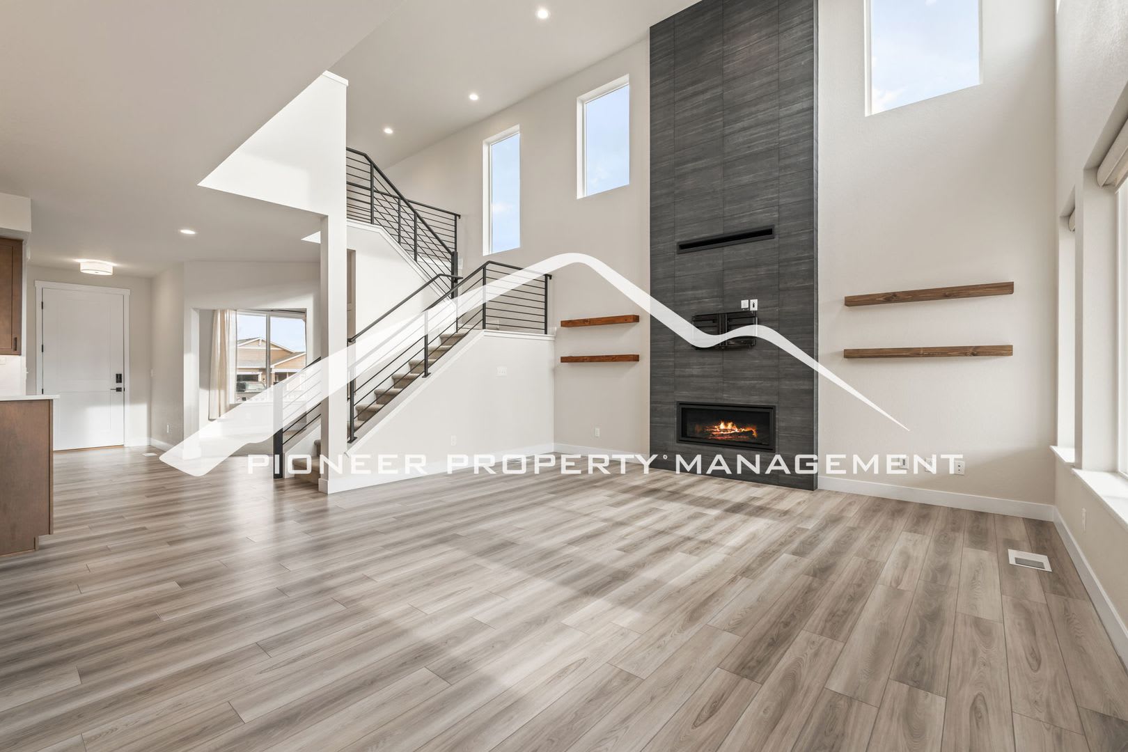 Breathtaking Pikes Peak Views In Desirable Wolf Ranch 4 Bedroom 3 Full Bath Office And Loft With 3 Car Tandem Garage – photo 5