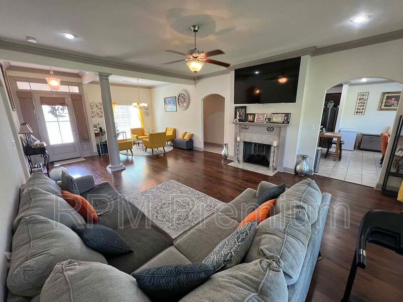 18063 River Landing Dr. – photo 4