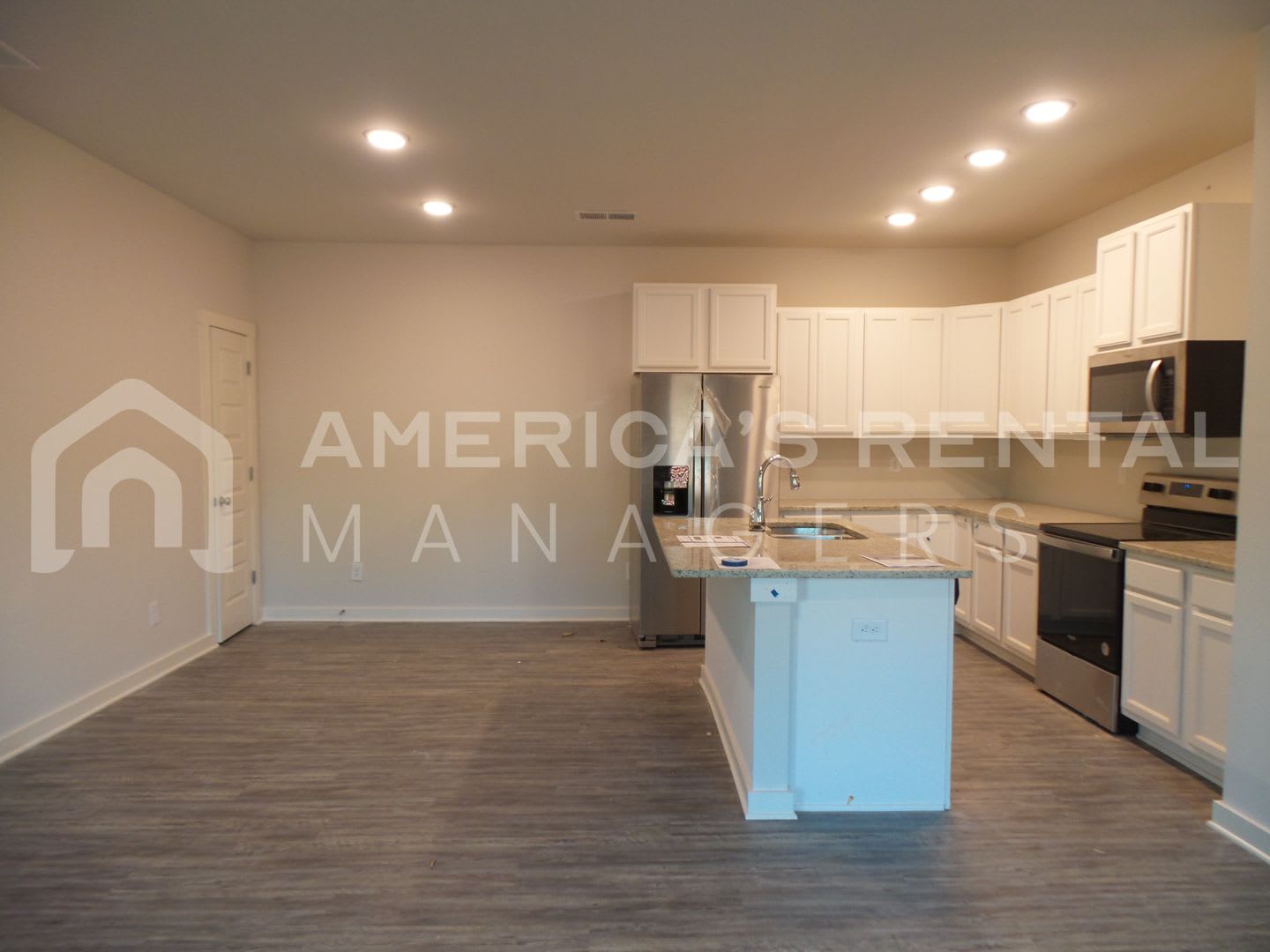 Home for Rent in Calera, AL... View with 48 Hours Notice! – photo 2