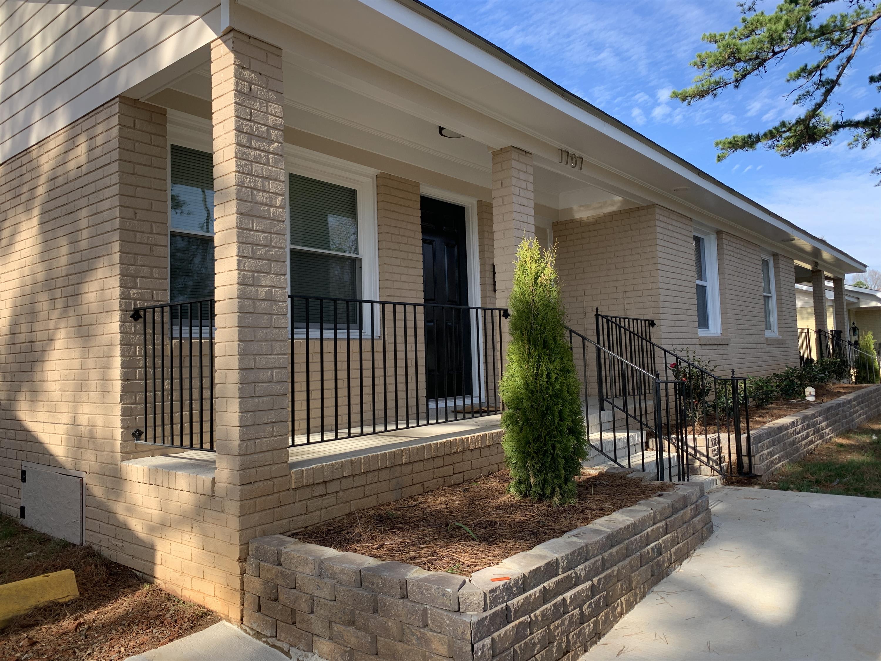 1814 Darbrook Drive – photo 2