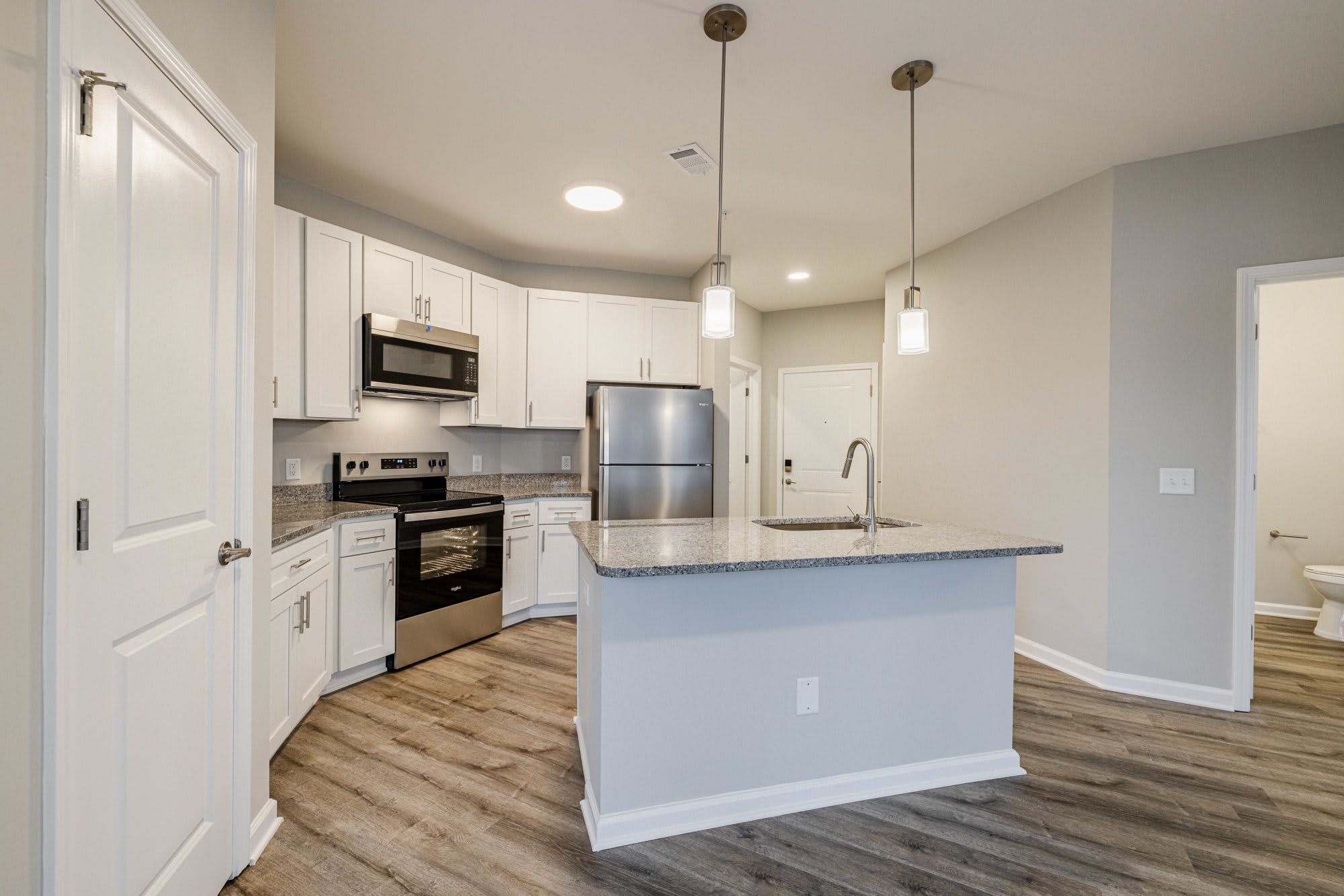 Parkway at 31 Apartments – photo 1