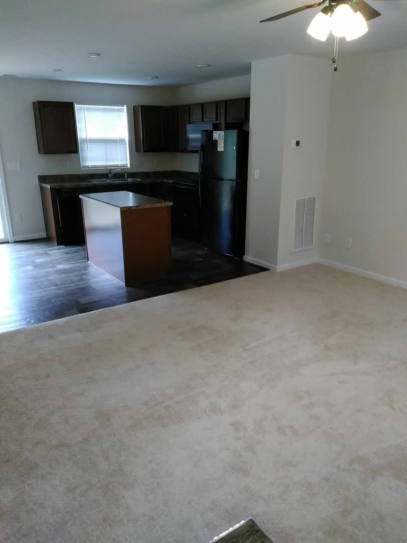 Newer Home Just Minutes from Uptown! – photo 4