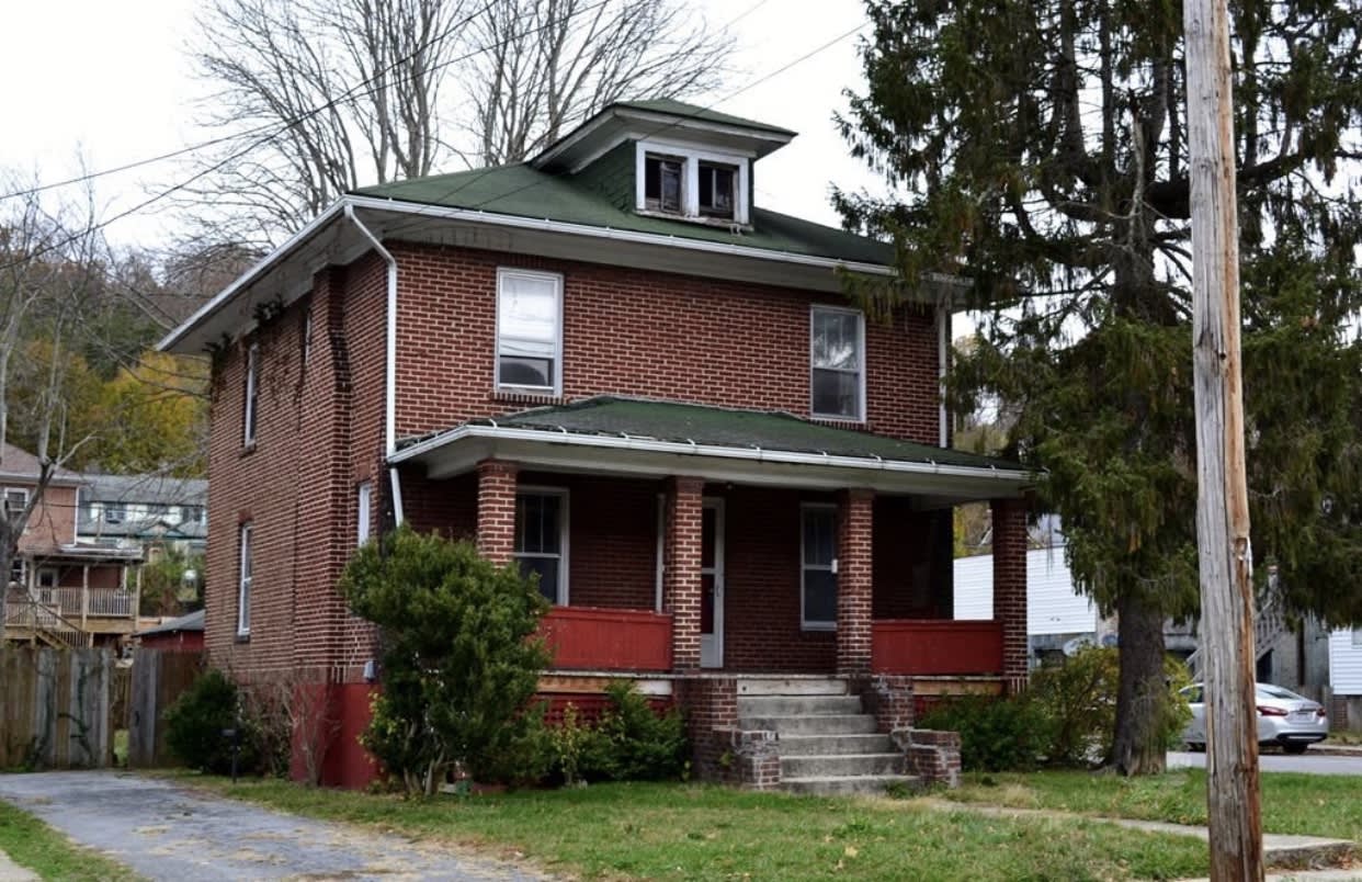 1100 College Avenue – photo 5