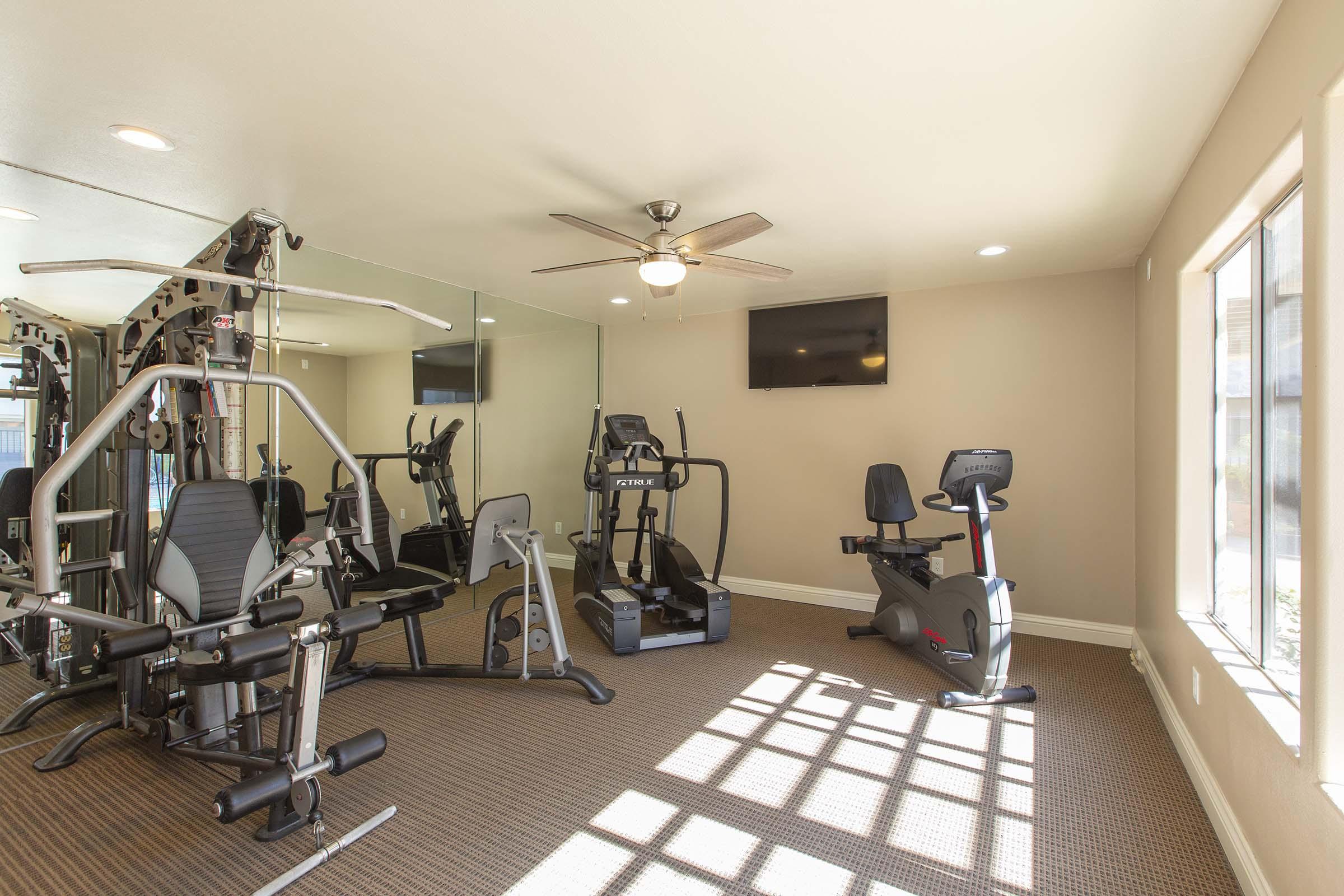 Elan Paseo Vista Apartment Homes – photo 3