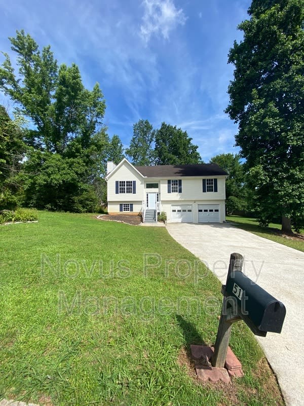 51 Connie Drive – photo 2