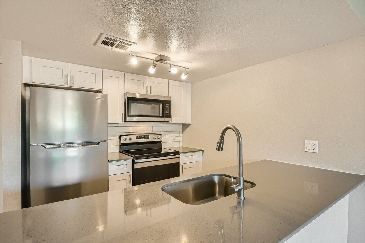 Rise Dobson Ranch – photo 3