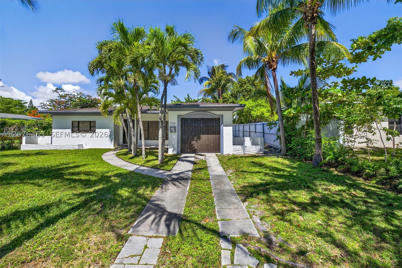 17150 NE 18th Ave – photo 2