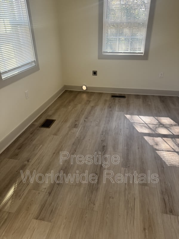 2726 Lumpkin Court – photo 3