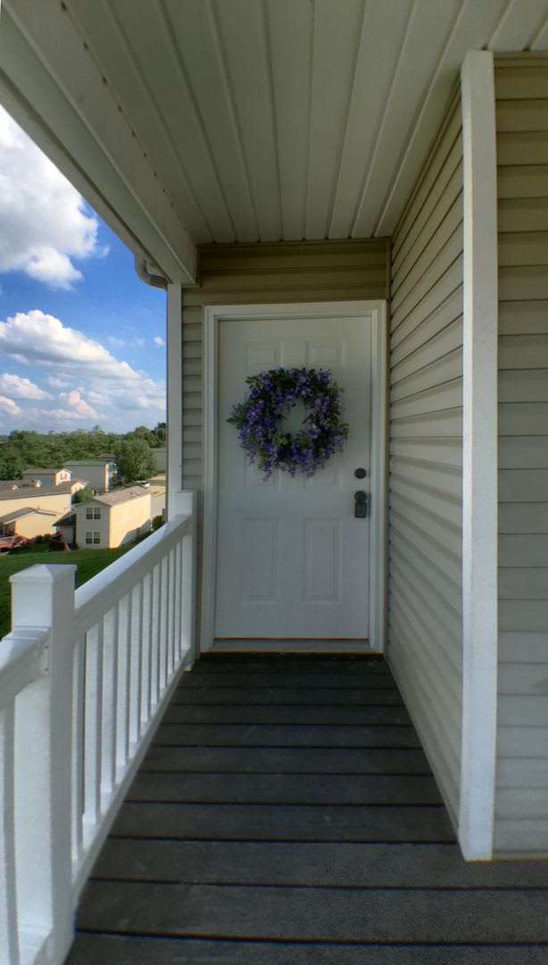 Three bedroom 2 bath single family home – photo 2