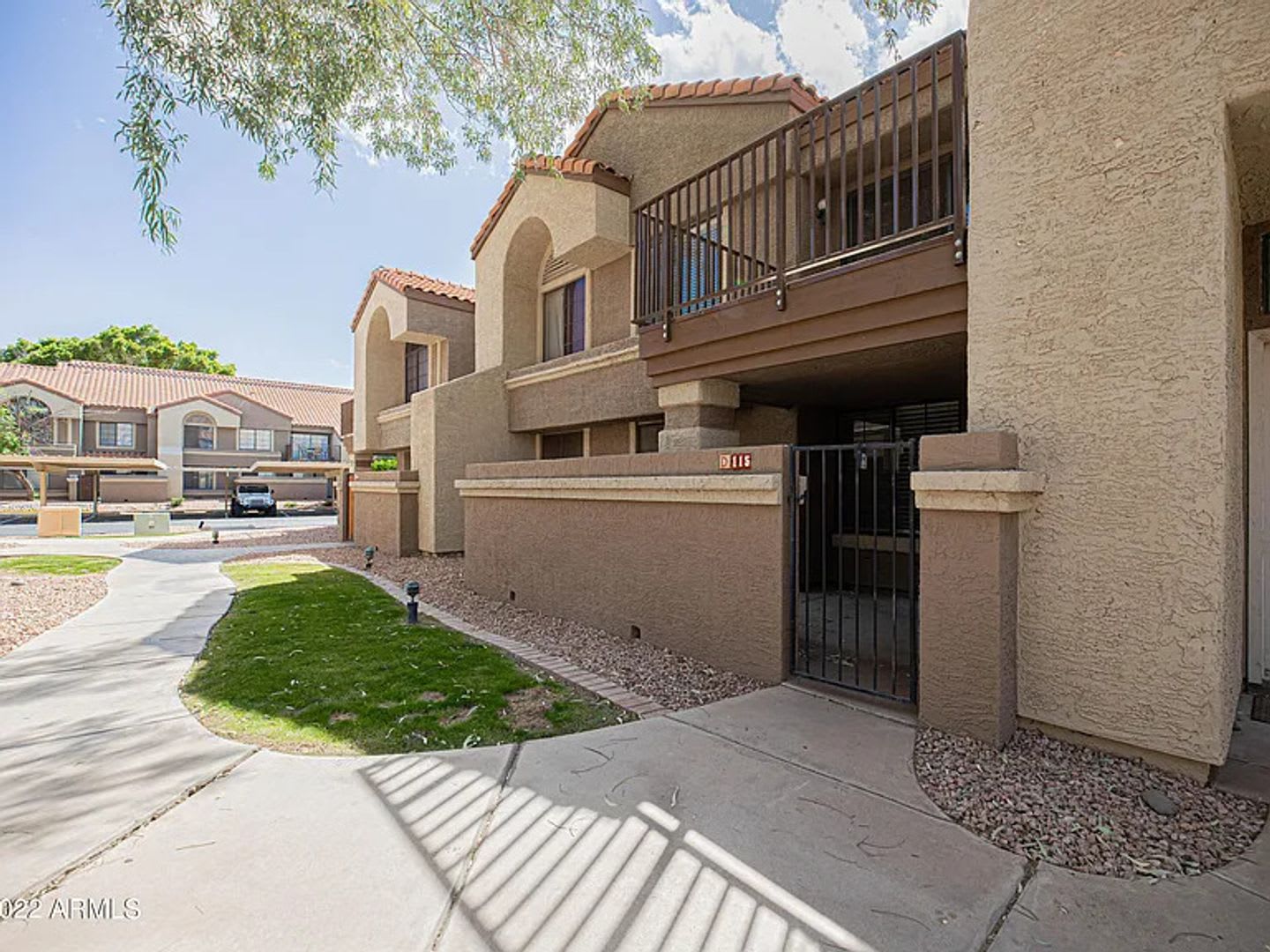 Beautiful 2 Bedroom 2 Bathroom Condo – photo 1
