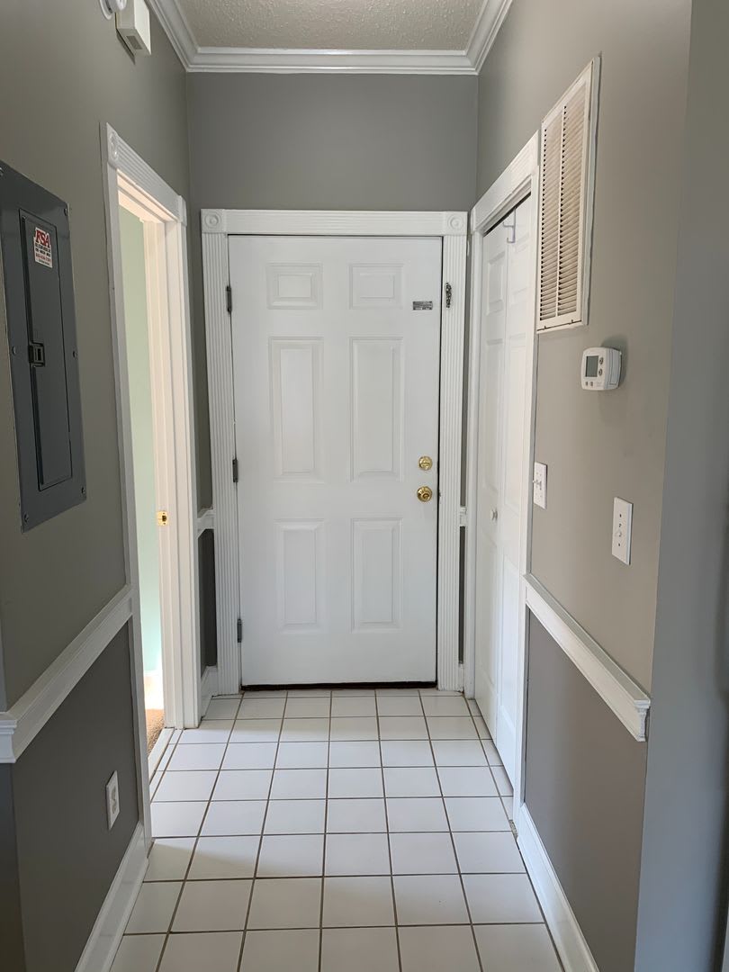 1 Bedroom Condo in Magnolia place – photo 1