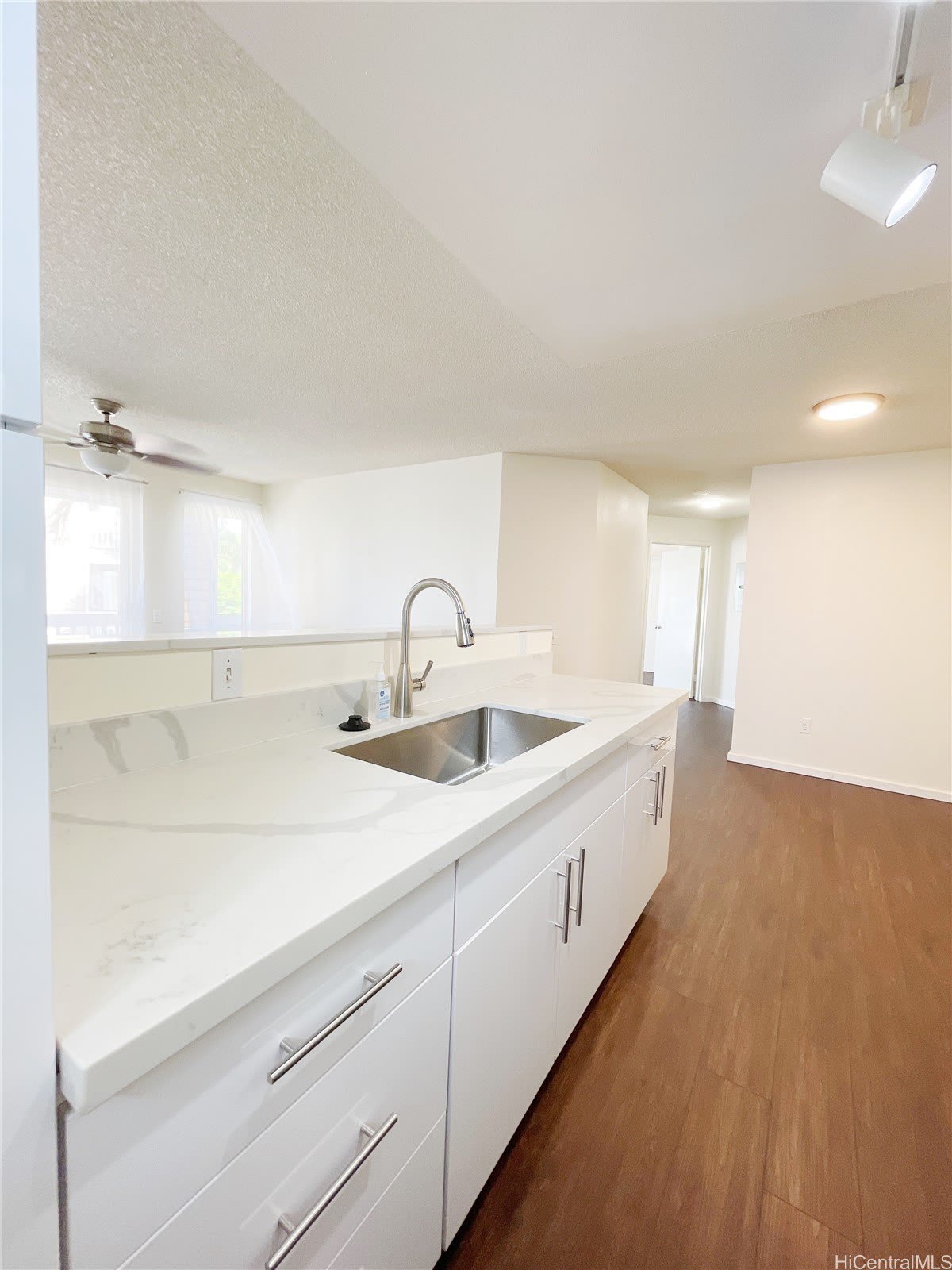 91-1203 Kaneana Street – photo 4