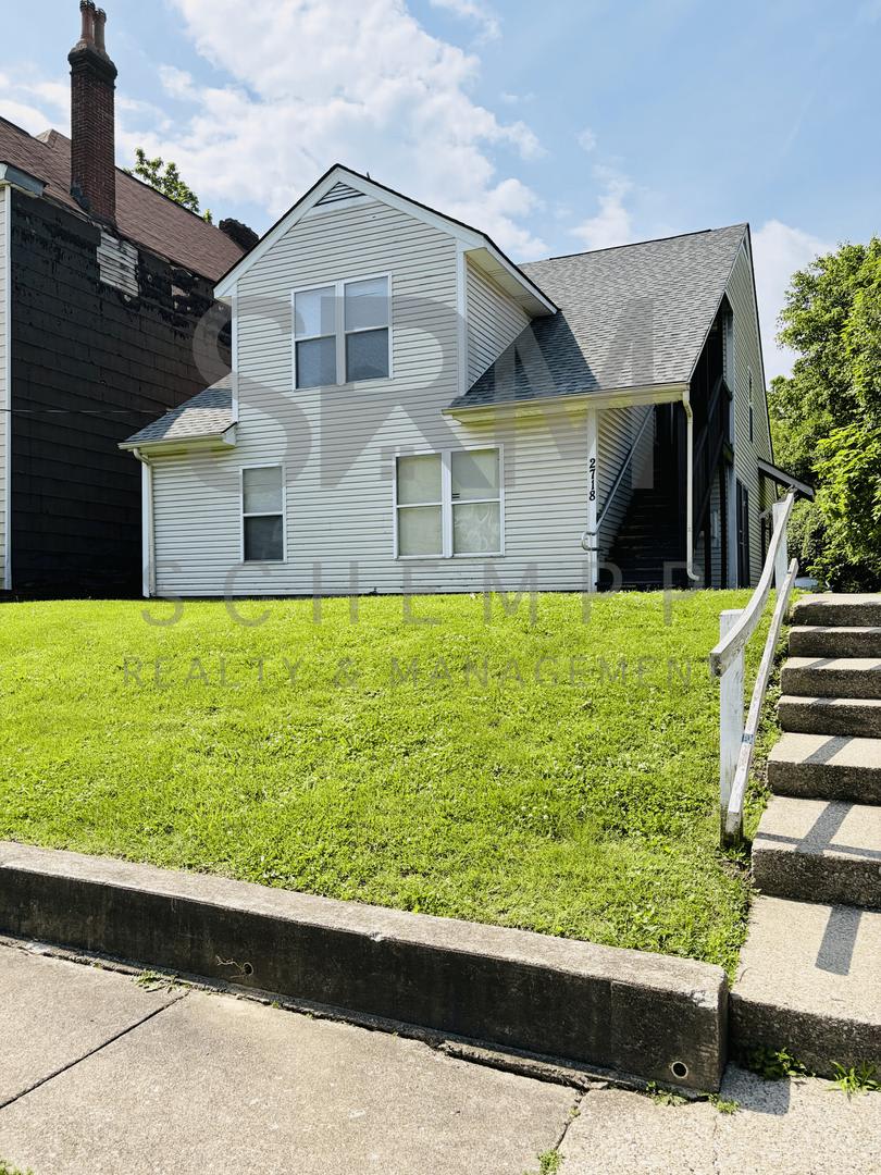 First floor one bedroom apartment in Portland- Section 8 accepted – photo 1