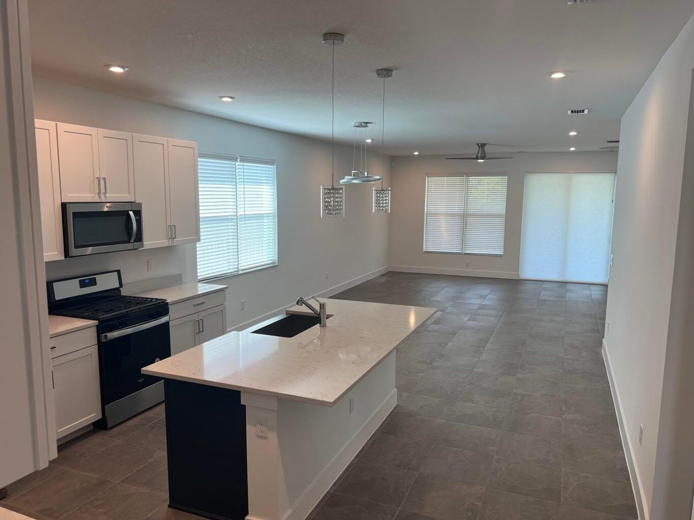 12800 SW Eleanor Drive – photo 1