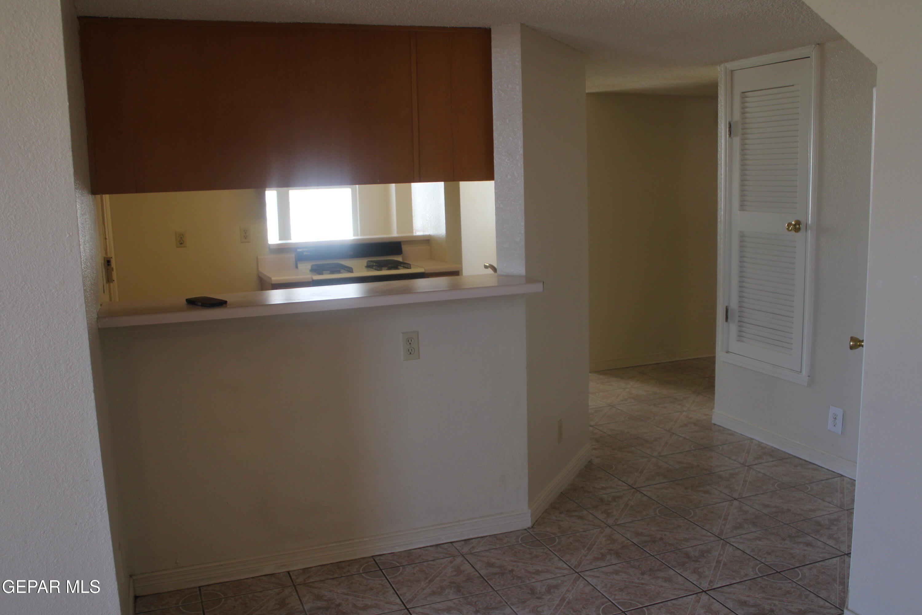 10936 WHITEHALL Drive – photo 4