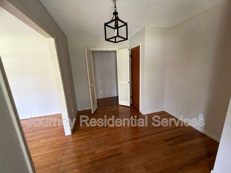 430 Hallmark Road – photo 3