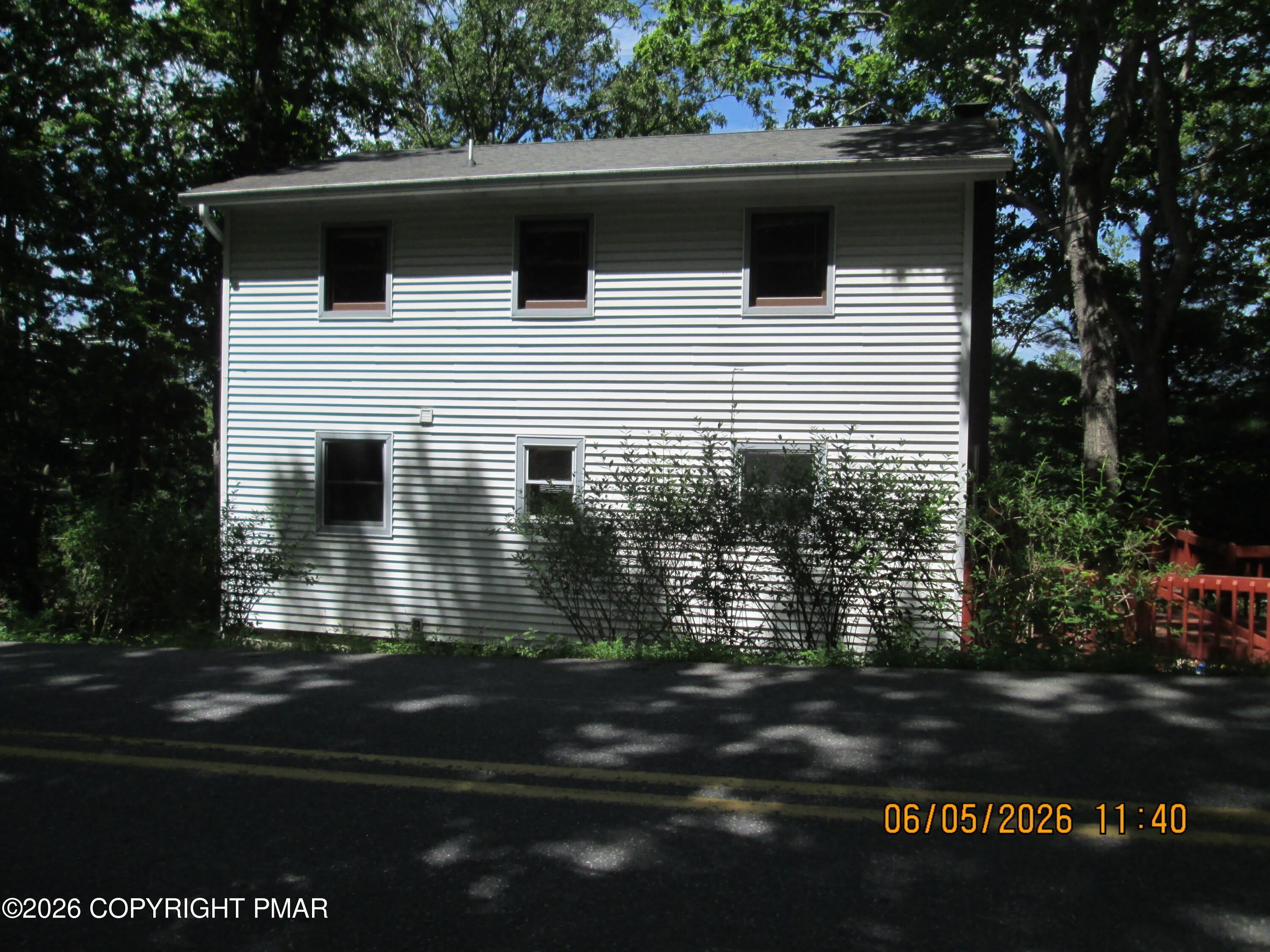 2257 Pine Lane – photo 2